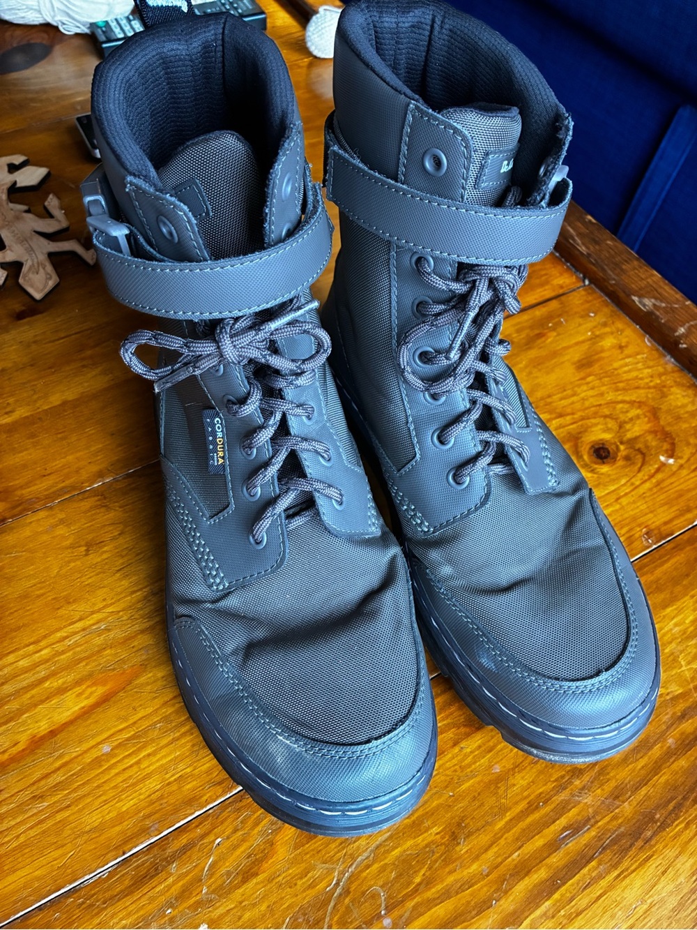 Dr Martens Combs Tech Jungle boots